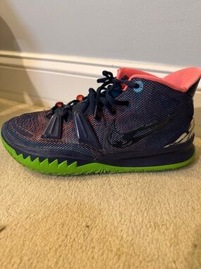Nike Kids Navy Sneakers with Neon Green Outsole and Pink Lining. No original box